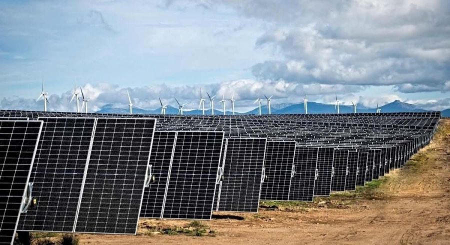 Las empresas de tecnologías limpias movilizarán 150000 millones en inversiones en la Península hasta 2030, según BBVA